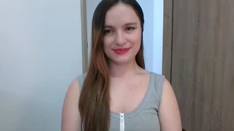 valeriafrannco online show from March 8, 8:24 pm