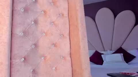 valeriaortegaa online show from July 18, 12:29 pm