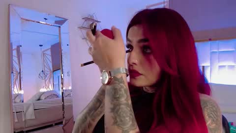 Valerie  online show from February 12, 7:37 pm