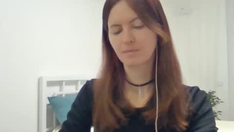 valerie_rose777 online show from February 23, 7:34 pm