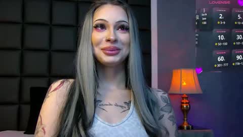 Valerie online show from April 4, 2:05 pm