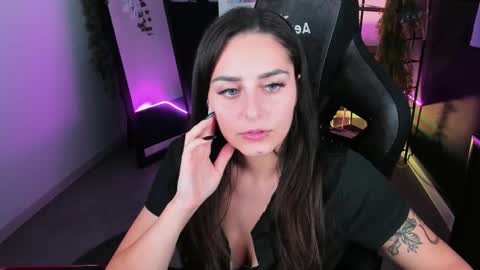 Valerie online show from October 25, 4:36 pm