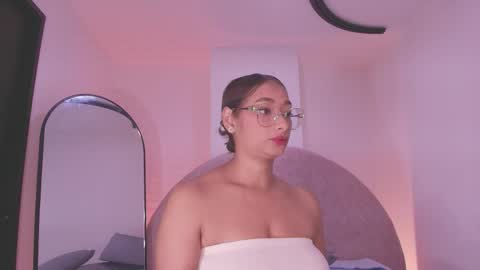 Valeryn online show from April 17, 3:08 am