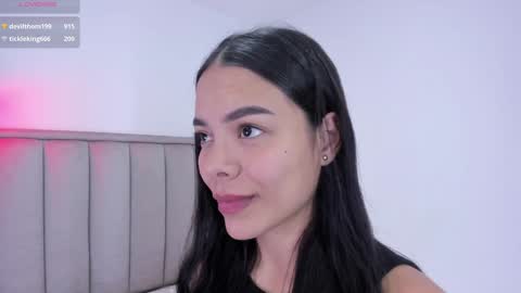 Cris  online show from January 12, 3:14 pm