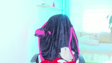 valery_bonnet1 online show from December 2, 7:38 pm