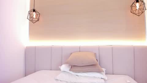 VALERY online show from February 7, 4:00 pm