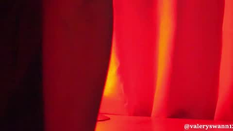 Valery swan1 online show from September 25, 3:38 am