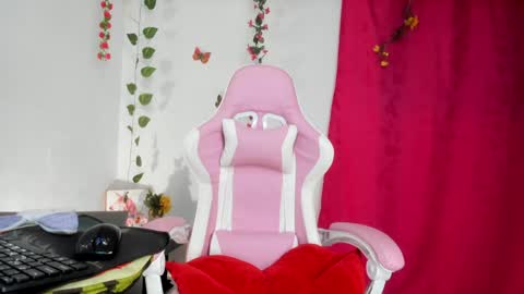   ---   online show from January 10, 5:05 am