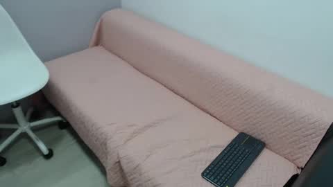 valevicious online show from January 9, 12:52 pm