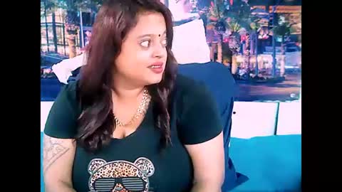 indianvalvet priya is back online show from February 12, 6:40 am