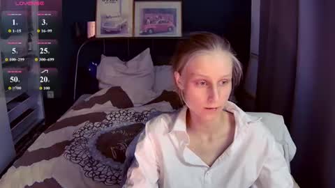 originally accaunt on cb - valorant girl  naked show only pvt  online show from July 4, 6:59 pm