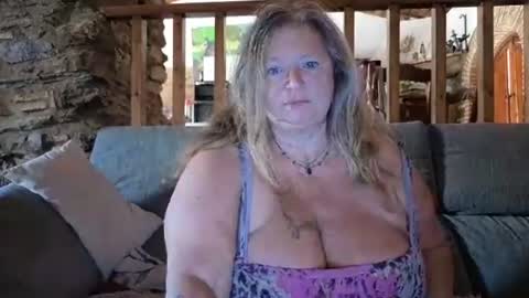 vampwoman online show from September 23, 12:58 pm