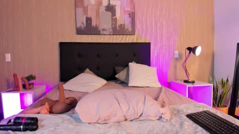 Van  online show from October 13, 11:29 pm