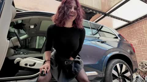 vanessa online show from February 25, 4:27 pm