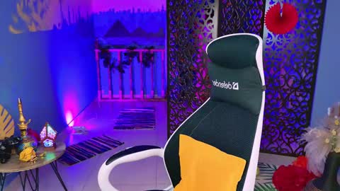 Vanda online show from February 23, 5:17 am