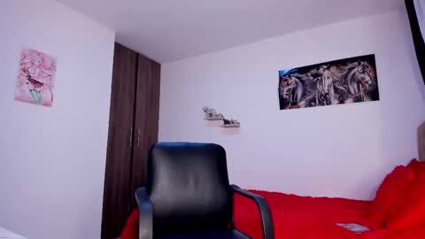 vanesa_g1 online show from October 31, 2:46 am