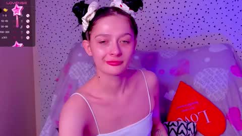 RUSSIAN BARBIE BABE online show from March 1, 1:22 am