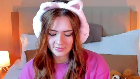 vanessa_foxyy online show from May 30, 9:33 pm