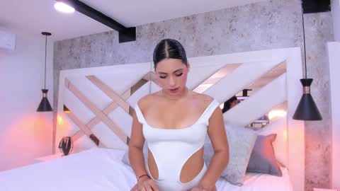 Vanessa  online show from November 18, 7:37 pm