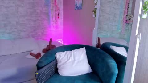 Vanessa online show from June 20, 12:09 pm