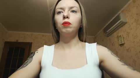 VanillaMuffin online show from February 20, 2:13 pm