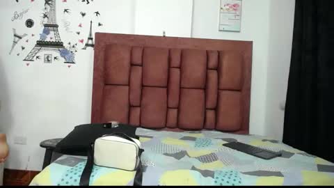 varascot online show from April 17, 12:18 pm