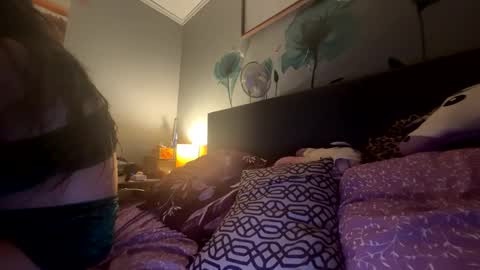 vaua089 online show from September 17, 6:00 am