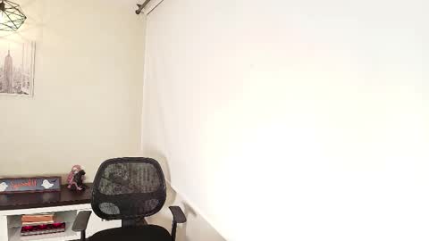 Victoria online show from October 23, 11:05 am