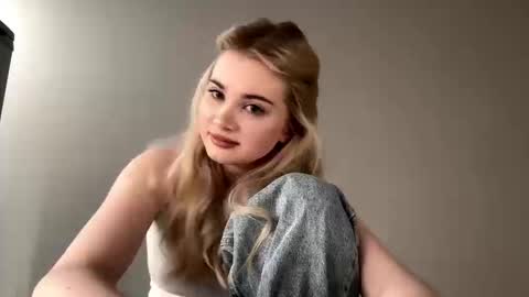 Monika online show from February 20, 12:07 pm