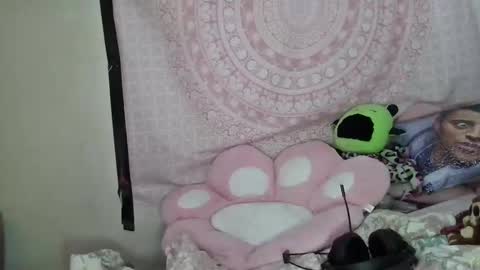 Veronica Lehane online show from February 6, 4:36 pm