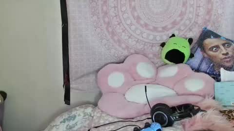 Veronica Lehane online show from January 15, 5:08 am