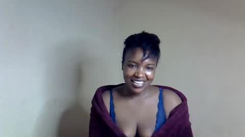 veesazii online show from February 8, 10:52 am