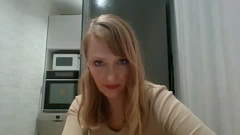 Veessa online show from April 21, 4:25 pm