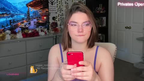 vegas_romance online show from December 29, 4:27 am