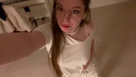 Sana online show from September 15, 9:33 pm