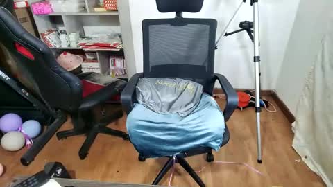 Im VelaI will be Christmas and New Year with my family December 22 to January 13 I will miss you guys. online show from December 4, 8:16 am