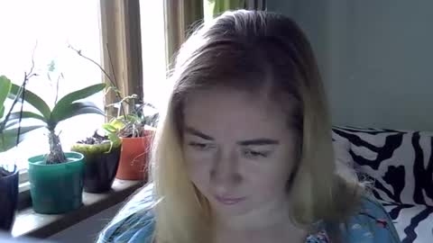 velly_vassa online show from November 20, 8:04 am