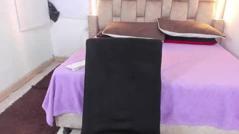 velvet_kiss0 online show from November 27, 11:24 am