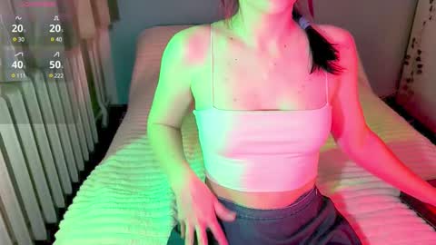 Violet online show from January 26, 6:06 pm