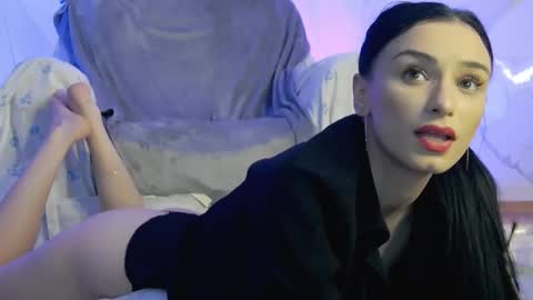 velvetnovaa online show from October 27, 10:00 am