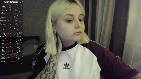 eva 3 online show from October 30, 11:39 pm