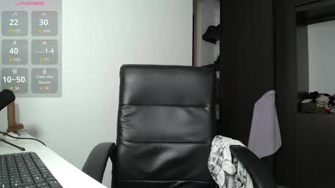 Venelope 3 online show from April 21, 3:24 am