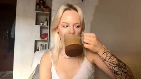 Lisa online show from October 30, 11:11 am