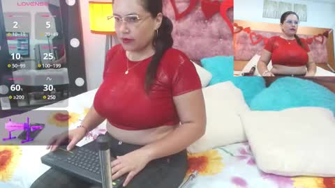 venus online show from March 3, 11:14 am