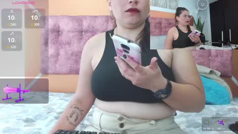 venus online show from January 4, 2:25 pm