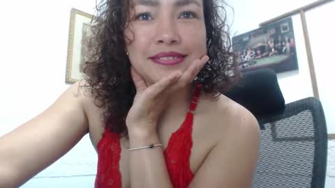 venus_lov online show from November 4, 10:31 am