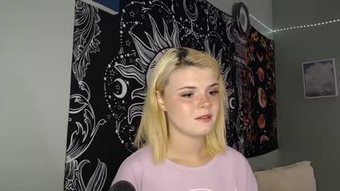 Miss Venus online show from September 11, 1:06 am