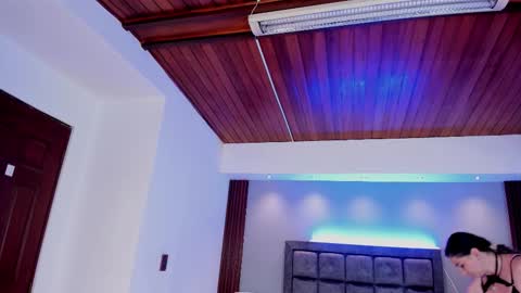 Venus Cooper Everyday From 1400 to 2200 Col Time online show from January 16, 7:32 pm