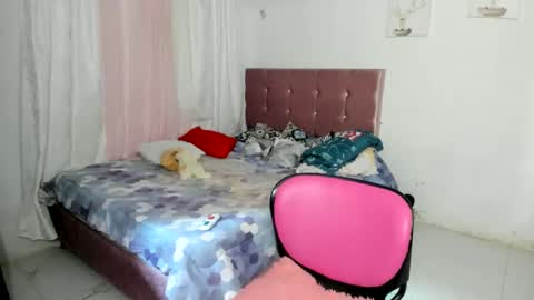 venus online show from December 4, 2:47 am