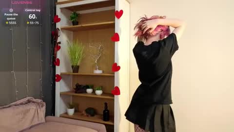 Erica online show from March 13, 8:21 pm